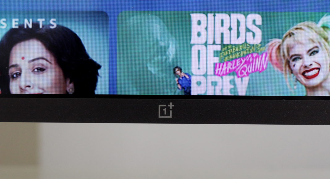 OnePlus TVU1ロゴ下部ベゼル 